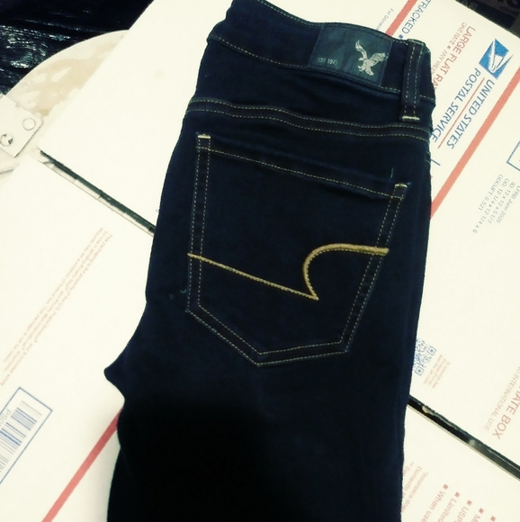 💝AMERICAN EAGLE OUTFITTERS JEANS🎠 - Picture 5 of 6